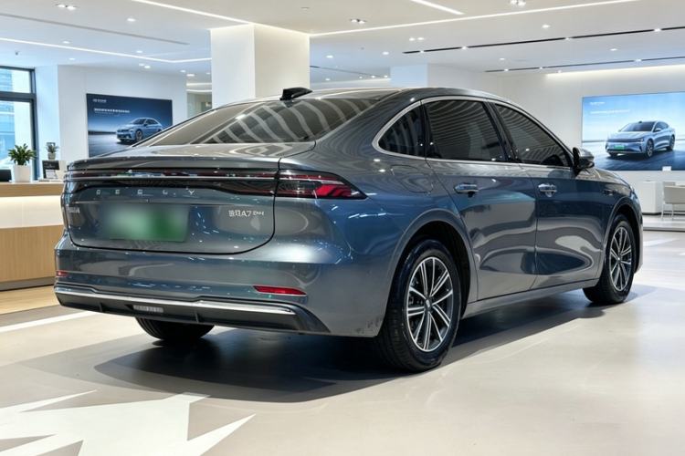 Used Geely Galaxy A7 2025 Model EM-i 70km Exploration Edition Exterior 4