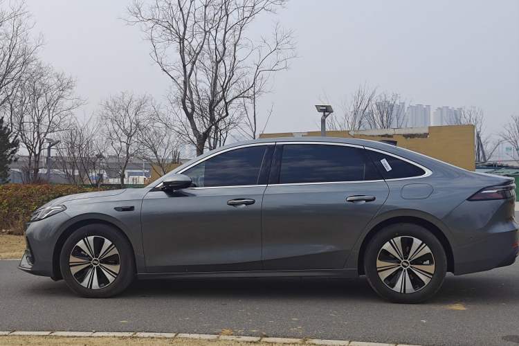 Used Geely Galaxy A7 2025 Model EM-i 150km Exploration+ Edition Exterior 6