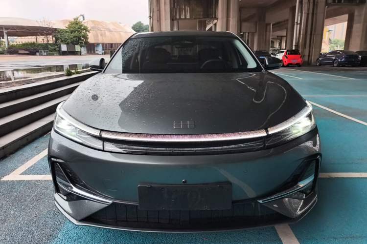 Used Geely Galaxy A7 2025 Model EM-i 70km Launch Edition Front
