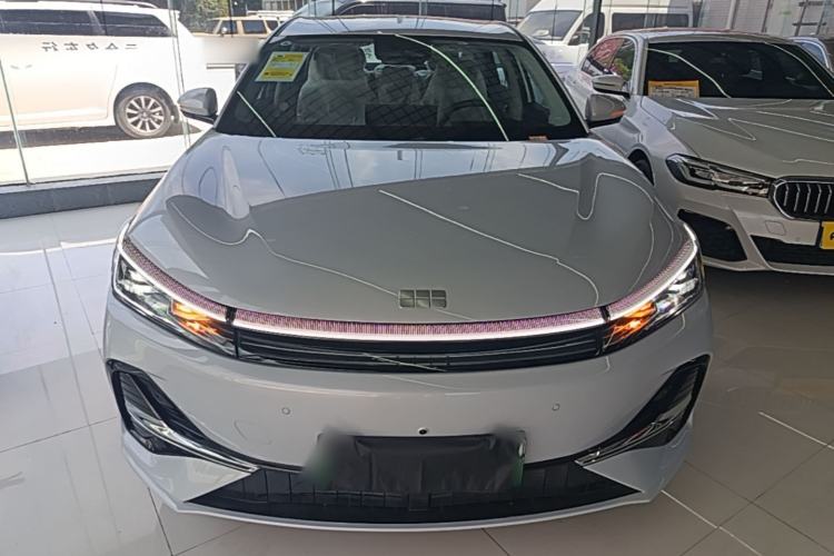 Used Geely Galaxy A7 2025 Model EM-i 70km Launch Edition Front