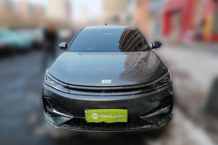 Used Geely Galaxy A7 2025 Model EM-i 70km Luxury Edition Front