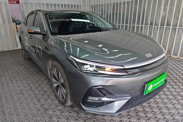Used Geely Galaxy A7 2025 Model EM-i 150km Exploration+ Edition Front Right 45 Deg