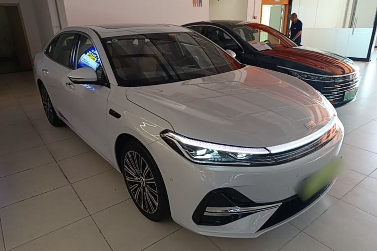 Used Geely Galaxy A7 2025 Model EM-i 150km Starship Edition Front Right 45 Deg