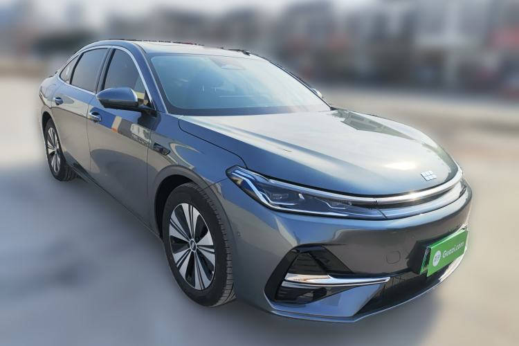 Used Geely Galaxy A7 2025 Model EM-i 150km Exploration+ Edition Front Right 45 Deg