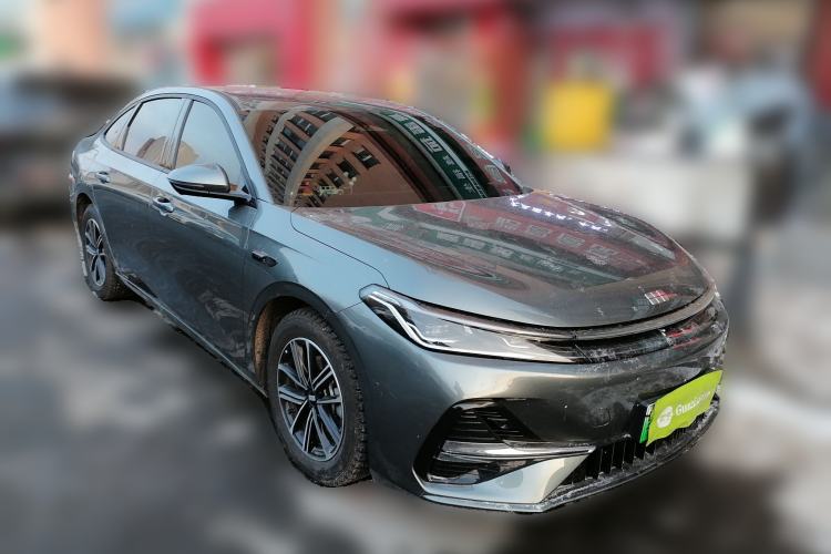 Used Geely Galaxy A7 2025 Model EM-i 70km Luxury Edition Front Right 45 Deg