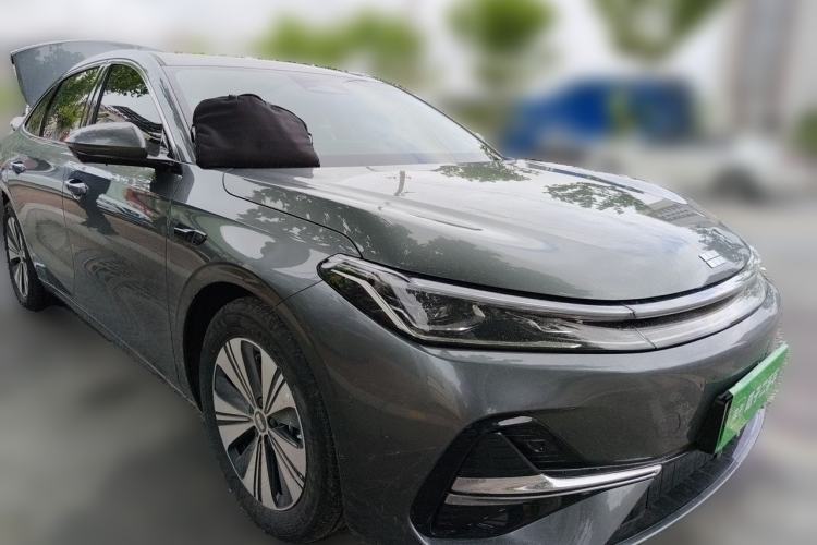 Used Geely Galaxy A7 2025 Model EM-i 150km Exploration+ Edition Front Right 45 Deg