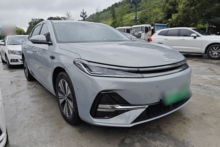 Used Geely Galaxy A7 2025 Model EM-i 150km Exploration+ Edition Front Right 45 Deg