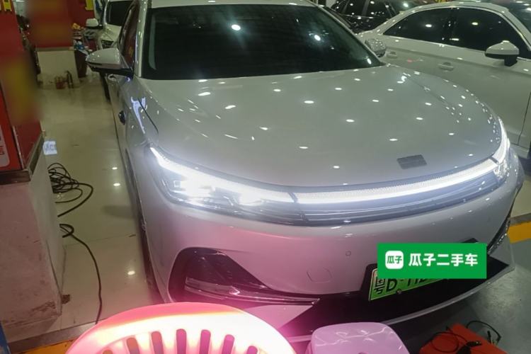 Used Geely Galaxy A7 2025 Model EM-i 70km Launch Edition Front Right 45 Deg