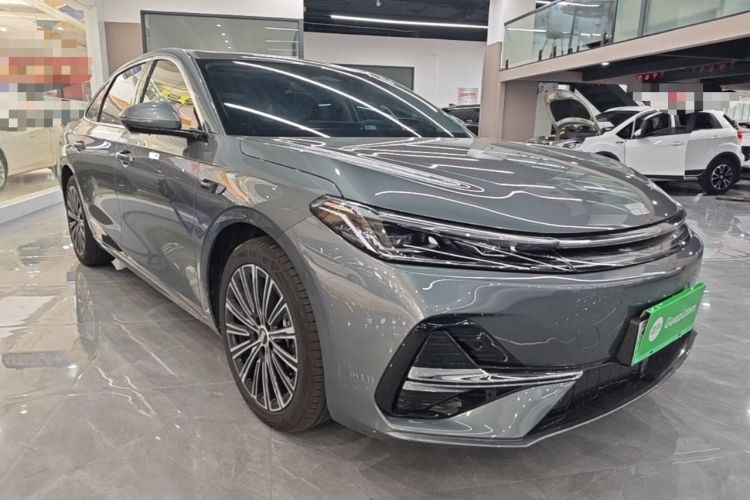 Used Geely Galaxy A7 2025 Model EM-i 150km Starship Edition Front Right 45 Deg