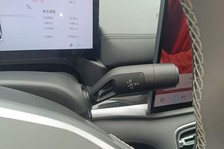 Used Geely Galaxy A7 2025 Model EM-i 150km Exploration+ Edition Gear Lever