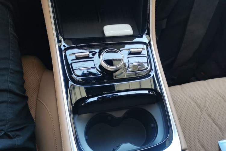 Used Geely Galaxy A7 2025 Model EM-i 150km Long-Distance Edition Gear Lever