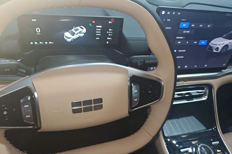 Used Geely Galaxy A7 2025 Model EM-i 150km Prestige Edition Gear Lever