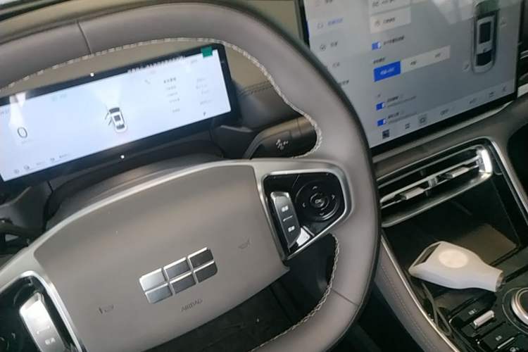 Used Geely Galaxy A7 2025 Model EM-i 150km Exploration+ Edition Gear Lever