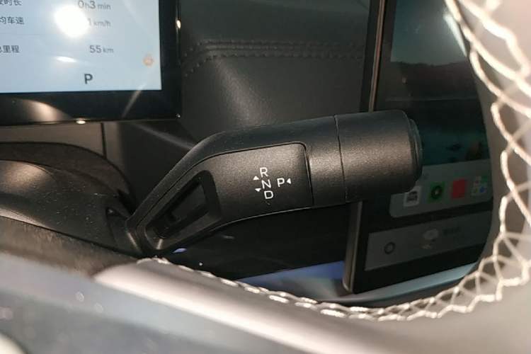 Used Geely Galaxy A7 2025 Model EM-i 150km Exploration+ Edition Gear Lever