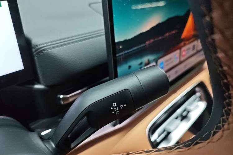 Used Geely Galaxy A7 2025 Model EM-i 150km Exploration+ Edition Gear Lever