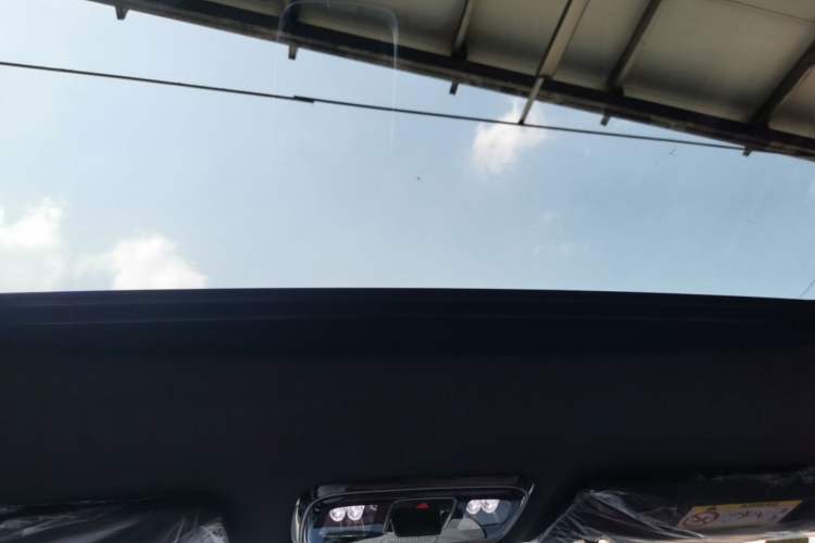 Used Geely Galaxy A7 2025 Model EM-i 150km Prestige Edition Headliner