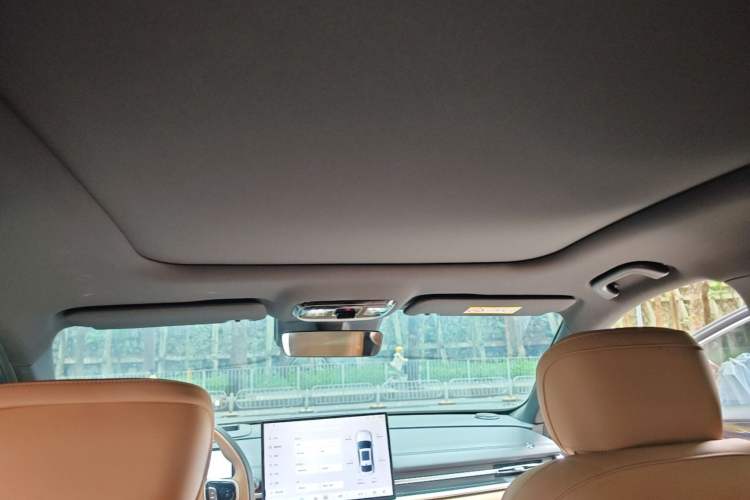 Used Geely Galaxy A7 2025 Model EM-i 150km Exploration+ Edition Headliner