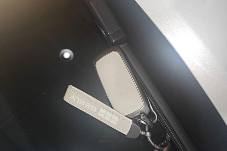 Used Geely Galaxy A7 2025 Model EM-i 150km Prestige Edition Interior 1