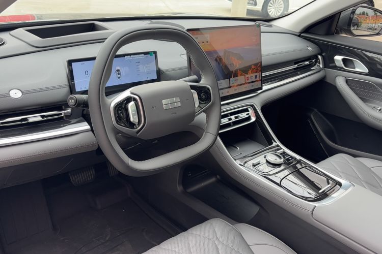 Used Geely Galaxy A7 2025 Model EM-i 150km Exploration+ Edition Interior 1