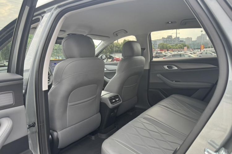 Used Geely Galaxy A7 2025 Model EM-i 70km Launch Edition Interior 11