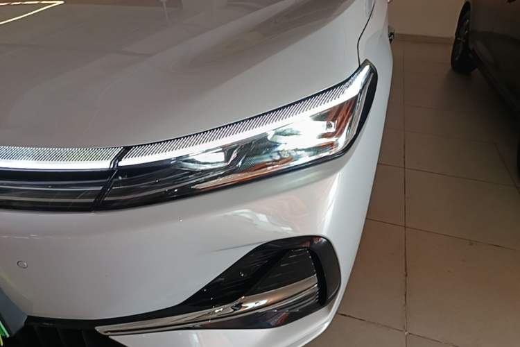 Used Geely Galaxy A7 2025 Model EM-i 150km Starship Edition Left Front Headlight