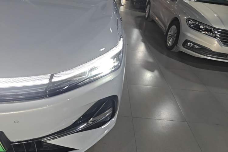 Used Geely Galaxy A7 2025 Model EM-i 150km Starship Edition Left Front Headlight