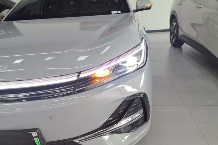 Used Geely Galaxy A7 2025 Model EM-i 150km Exploration+ Edition Left Front Headlight