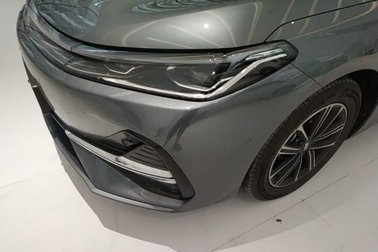 Used Geely Galaxy A7 2025 Model EM-i 70km Launch Edition Left Front Headlight