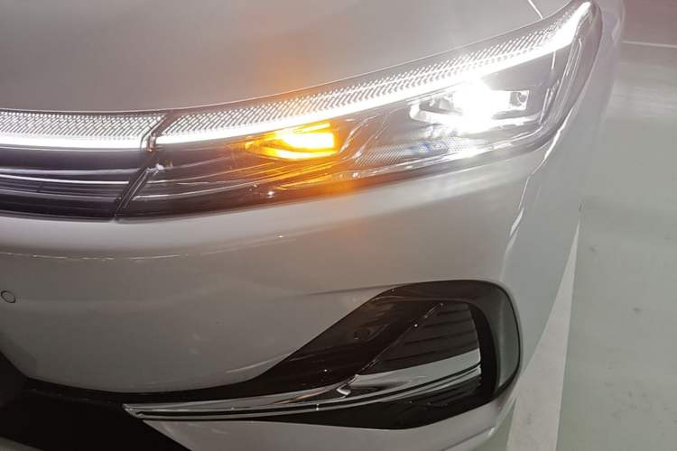 Used Geely Galaxy A7 2025 Model EM-i 150km Exploration+ Edition Left Front Headlight