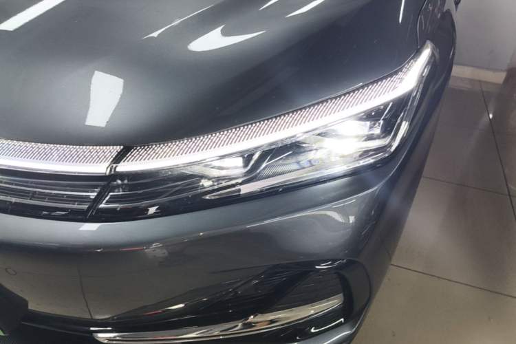 Used Geely Galaxy A7 2025 Model EM-i 70km Exploration Edition Left Front Headlight