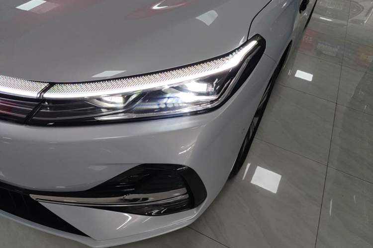 Used Geely Galaxy A7 2025 Model EM-i 150km Exploration+ Edition Left Front Headlight