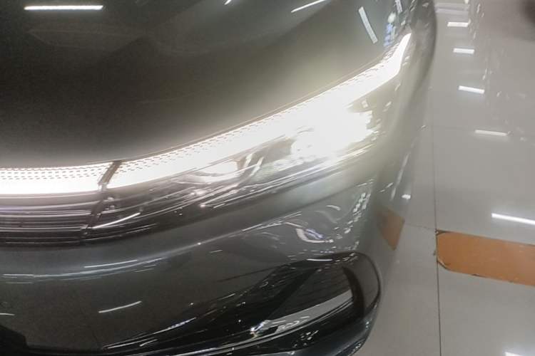 Used Geely Galaxy A7 2025 Model EM-i 70km Launch Edition Left Front Headlight