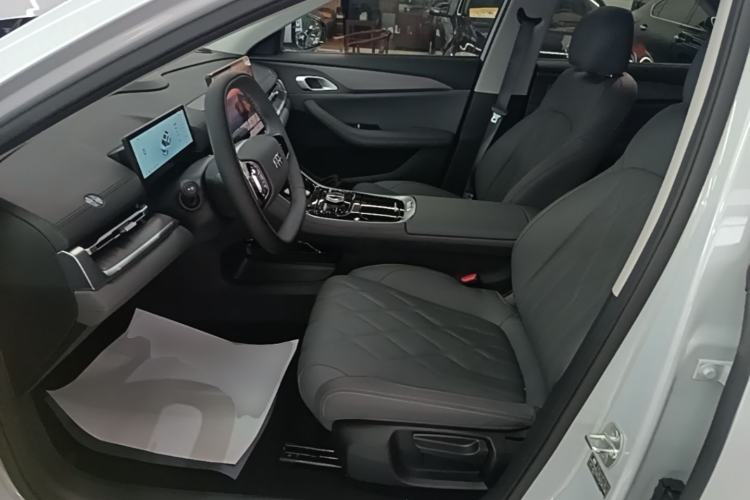 Used Geely Galaxy A7 2025 Model EM-i 70km Luxury Edition Left Front Seat