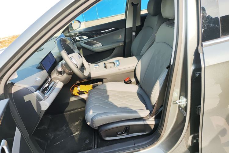 Used Geely Galaxy A7 2025 Model EM-i 150km Exploration+ Edition Left Front Seat