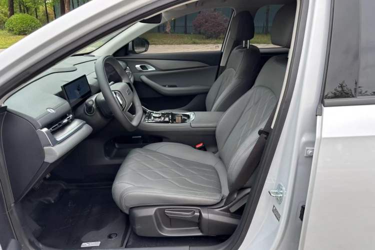 Used Geely Galaxy A7 2025 Model EM-i 70km Luxury Edition Left Front Seat