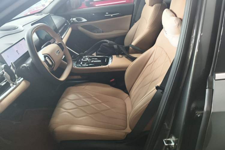 Used Geely Galaxy A7 2025 Model EM-i 70km Exploration Edition Left Front Seat