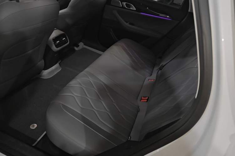 Used Geely Galaxy A7 2025 Model EM-i 150km Starship Edition Left Rear Seat
