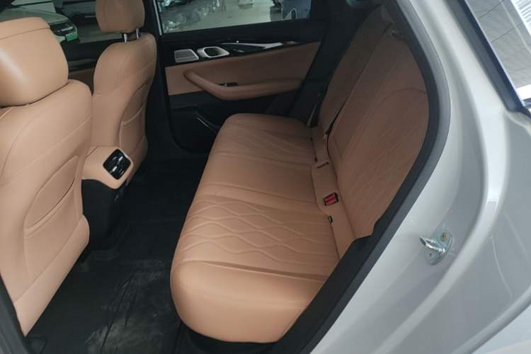 Used Geely Galaxy A7 2025 Model EM-i 150km Exploration+ Edition Left Rear Seat