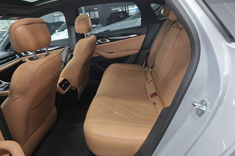 Used Geely Galaxy A7 2025 Model EM-i 150km Exploration+ Edition Left Rear Seat