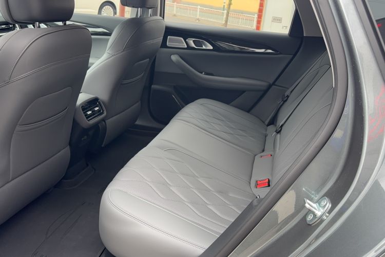 Used Geely Galaxy A7 2025 Model EM-i 150km Exploration+ Edition Left Rear Seat