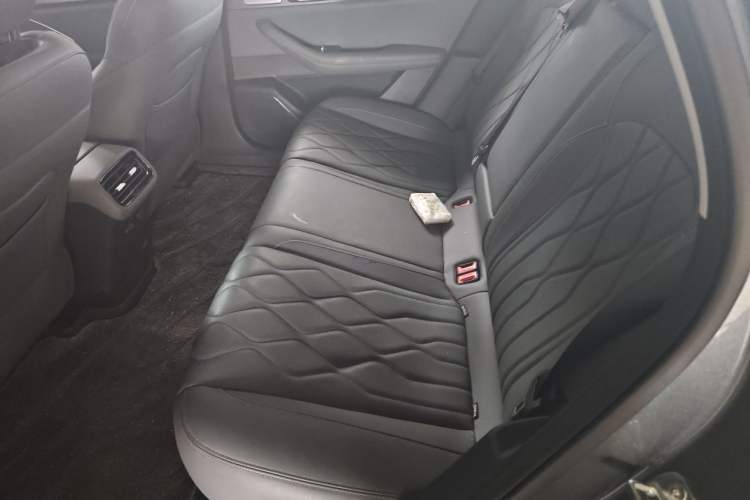 Used Geely Galaxy A7 2025 Model EM-i 150km Long-Distance Edition Left Rear Seat