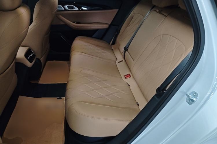 Used Geely Galaxy A7 2025 Model EM-i 150km Exploration+ Edition Left Rear Seat