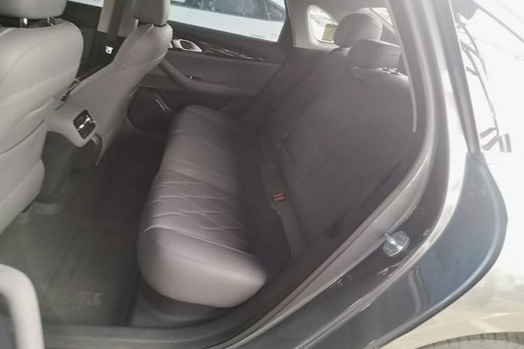 Used Geely Galaxy A7 2025 Model EM-i 150km Exploration+ Edition Left Rear Seat