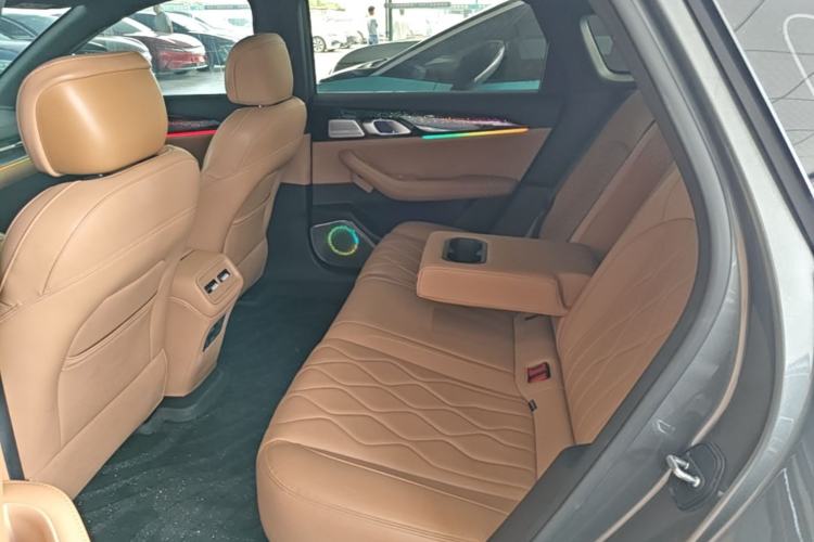 Used Geely Galaxy A7 2025 Model EM-i 150km Long-Distance Edition Left Rear Seat
