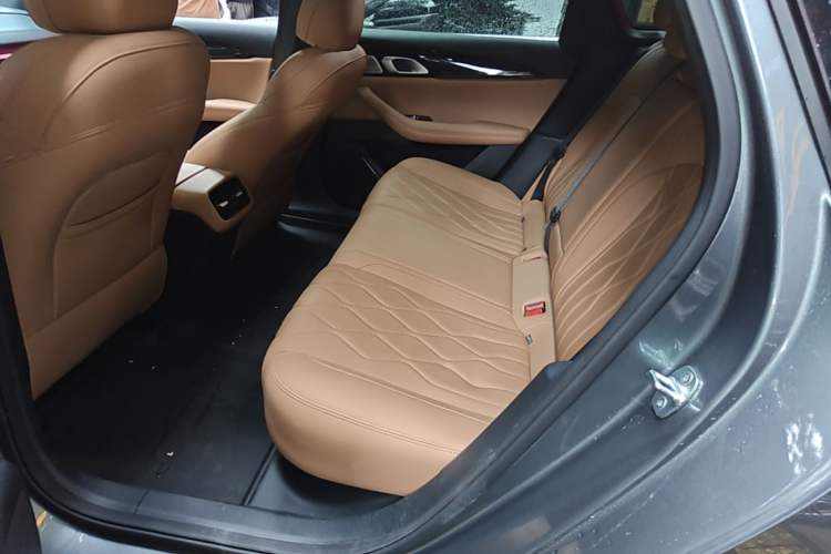 Used Geely Galaxy A7 2025 Model EM-i 150km Exploration+ Edition Left Rear Seat