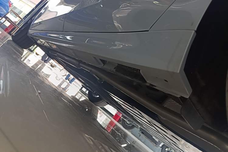 Used Geely Galaxy A7 2025 Model EM-i 70km Launch Edition Left Side Sill