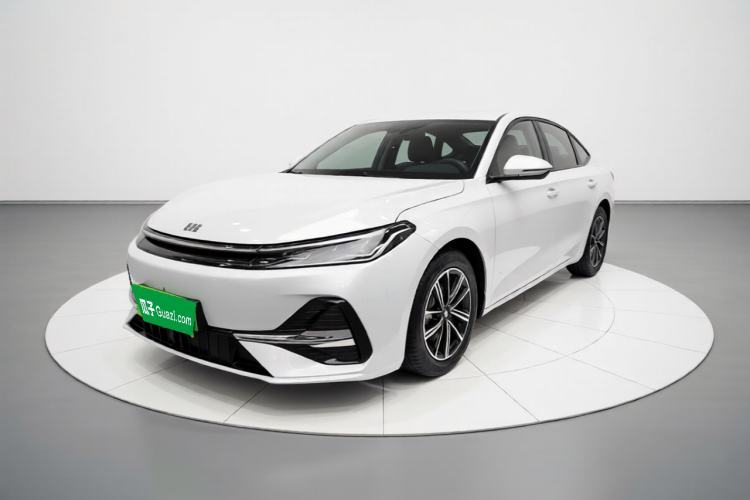 Geely Galaxy A7 2025 Model EM-i 70km Luxury Edition