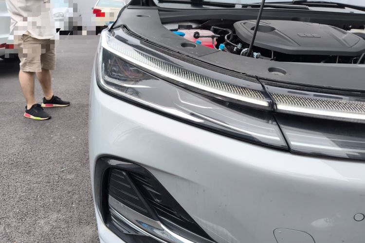 Used Geely Galaxy A7 2025 Model EM-i 150km Starship Edition Right Front Headlight