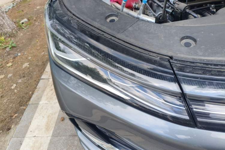 Used Geely Galaxy A7 2025 Model EM-i 70km Luxury Edition Right Front Headlight
