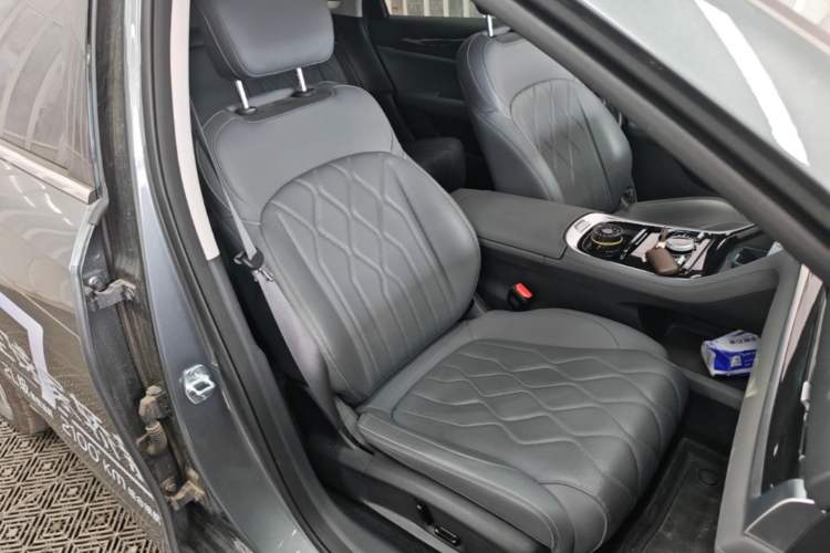Used Geely Galaxy A7 2025 Model EM-i 150km Exploration+ Edition Right Front Seat
